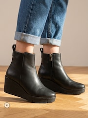 Jones Bootmaker Memento Leather Wedge Heel Ankle Boots - Bilde 1 av 6