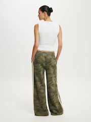 Military-Grün - Cotton On Baggy-Sweatpants - Bild 3 von 6