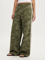 Military-Grün - Cotton On Baggy-Sweatpants - Bild 5 von 6