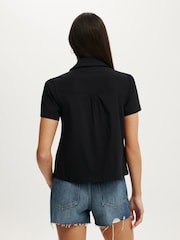 Camisa Pippa Babydoll da Cotton On - Imagem 3 de 4
