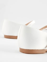 Družička z bieleho saténu odolná voči škvrnám - Mary Jane Flower Girl Square toe Occasion Shoes - Obrázok 3 z 4