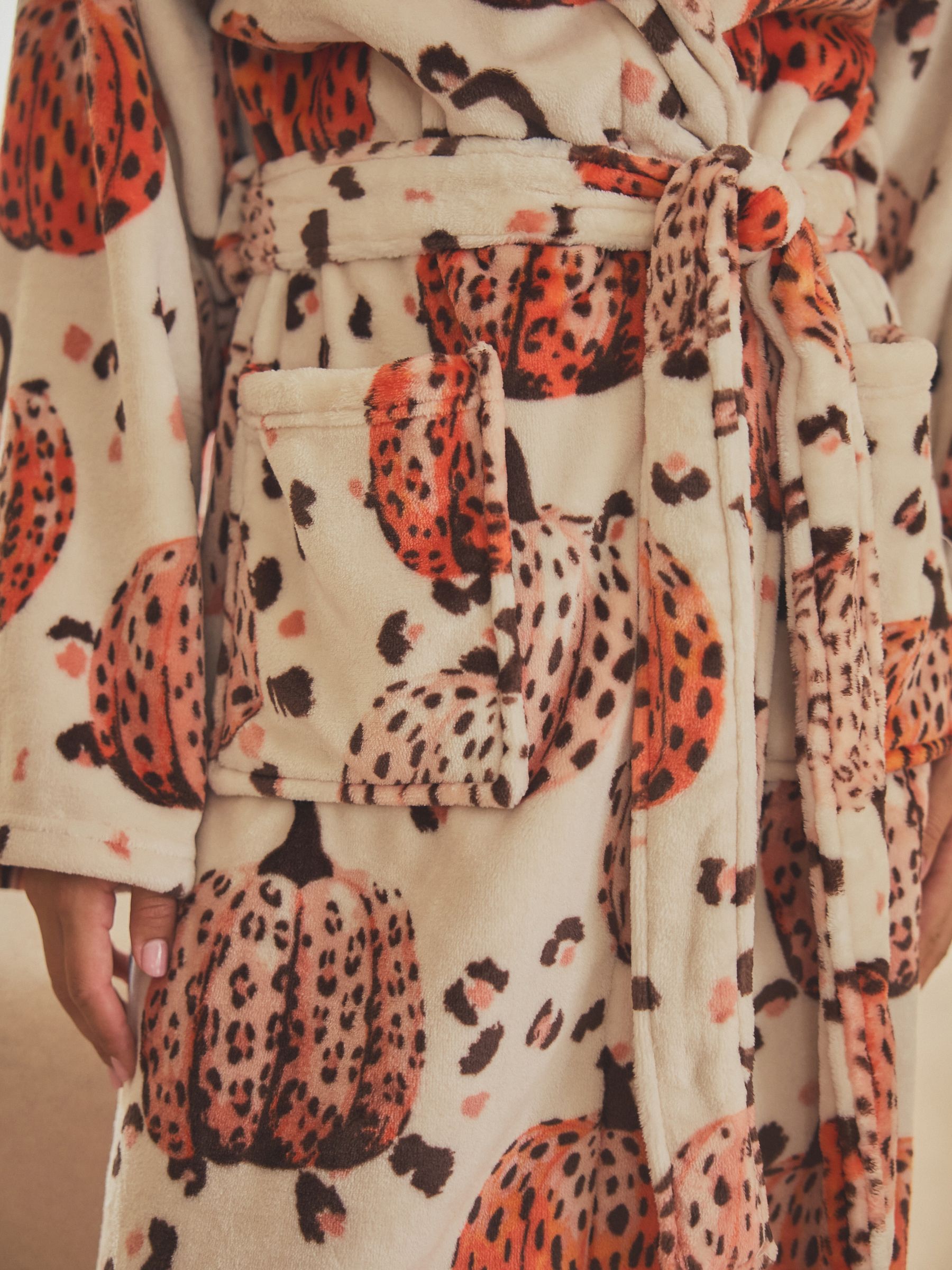 Leopard print dressing gown store