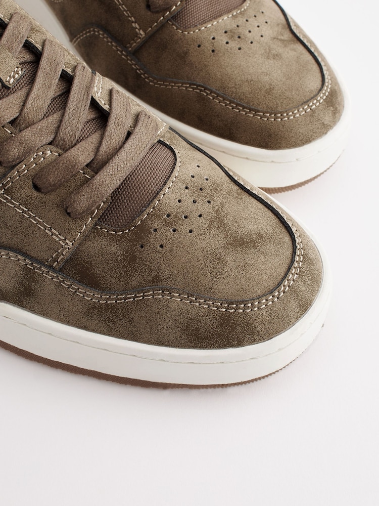 Green Smart Casual Trainers - Image 6 of 6