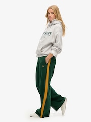 Зеленый - Прямые брюки Superdry Essential Logo - Image 2 of 5