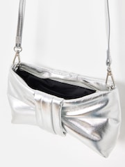 Oliver Bonas Tina Metallic Bow Clutch Bag - រូបភាព 7 នៃ 7