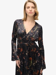 Superdry Alpine Lake Black Flare Sleeve Jacquard Midi Dress - Image 4 of 6