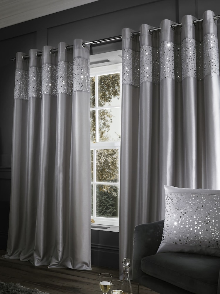 Cortinas forradas con ojales de lentejuelas Glitzy de Catherine Lansfield - Imagen 2 de 5