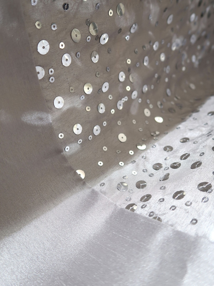 Cortinas forradas con ojales de lentejuelas Glitzy de Catherine Lansfield - Imagen 5 de 5