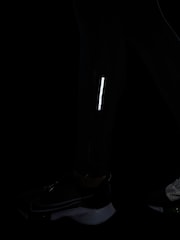 Nike Black Repel Challenger Baselayer Running Leggings - Image 9 of 9