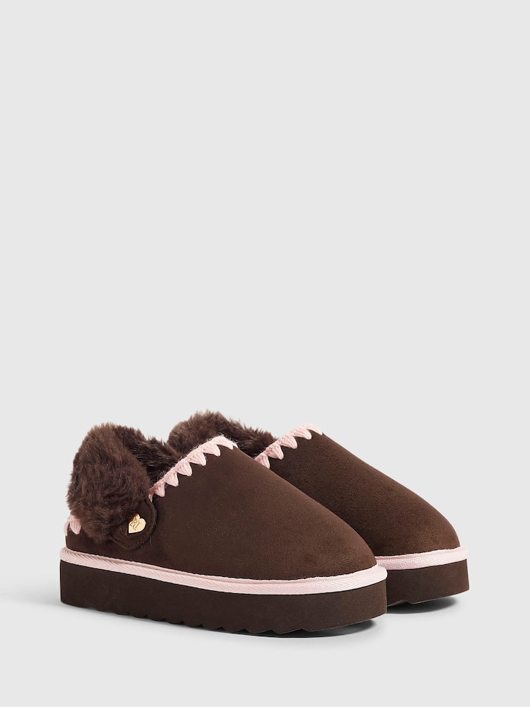 River Island Brown Snug Faux Fur Lined Slippers - Image 2 of 5 River Island Brown Snug Faux Fur Lined Slippers - Image 2 of 5