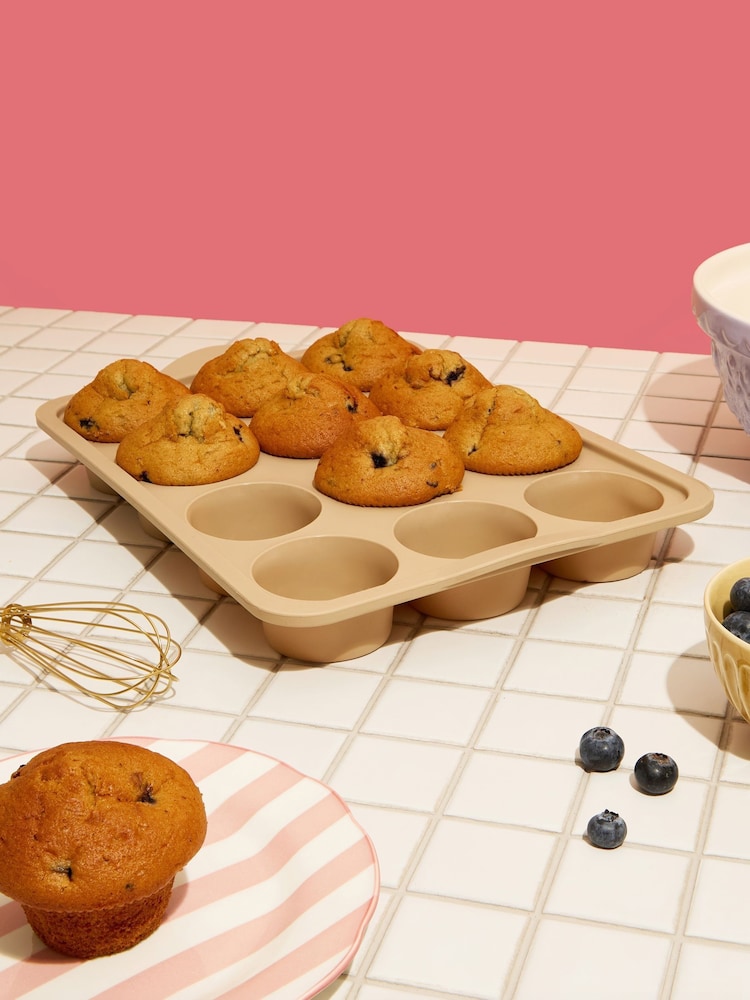 Judge Hazelnut Silicone 12 Cup Muffin Tin Tray - Image 1 of 2 Judge Hazelnut Silicone 12 Cup Muffin Tin Tray - Image 1 of 2