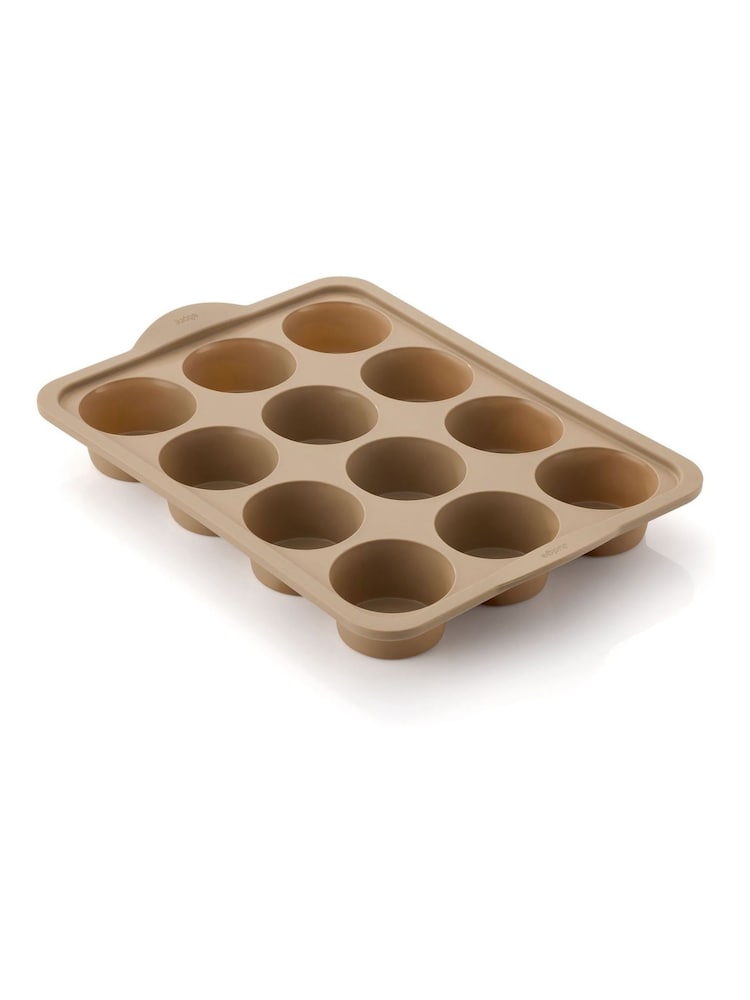 Judge Hazelnut Silicone 12 Cup Muffin Tin Tray - Image 2 of 2 Judge Hazelnut Silicone 12 Cup Muffin Tin Tray - Image 2 of 2