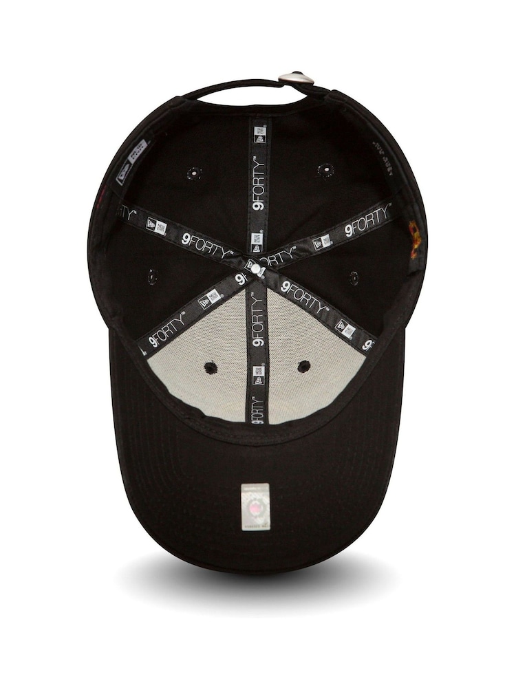 New Era® Manchester United Essential 9FORTY 100% Cotton Cap - Image 2 of 4