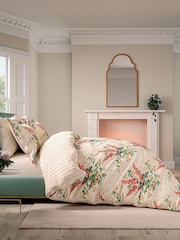 V&A Coral Larkspur Meadow Floral 180 Thread Count Percale Duvet Cover and Pillowcase Set - Image 2 of 5