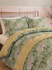 Morris & Co Gold Windrush Floral 180 Thread Count Percale Duvet Cover and Pillowcase Set - Image 1 of 6