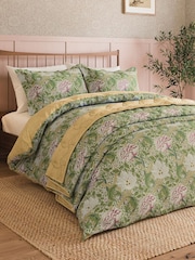 Morris & Co Gold Windrush Floral 180 Thread Count Percale Duvet Cover and Pillowcase Set - Image 2 of 6