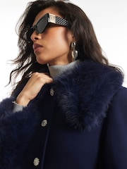 Abrigo con ribete de piel sintética de River Island - Imagen 3 de 4
