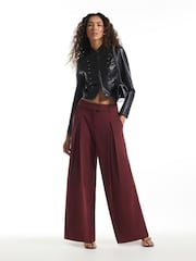 بني - بنطلون كريب برِجل واسعة من River Island - صورة 1 من 4