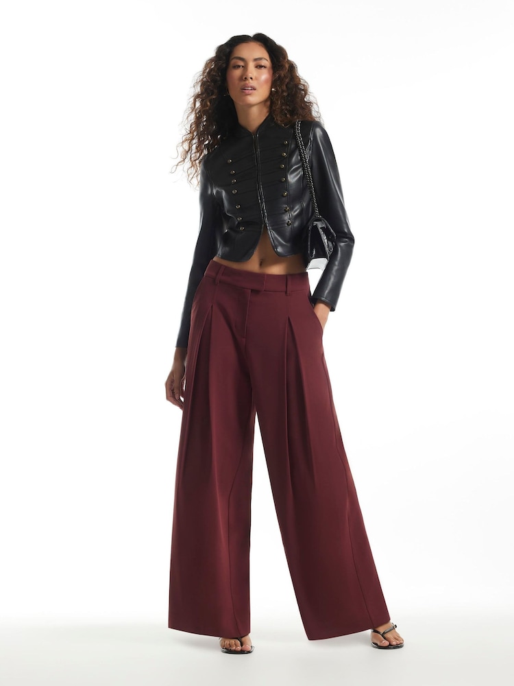 بني - بنطلون كريب برِجل واسعة من River Island - صورة 1 من 4
