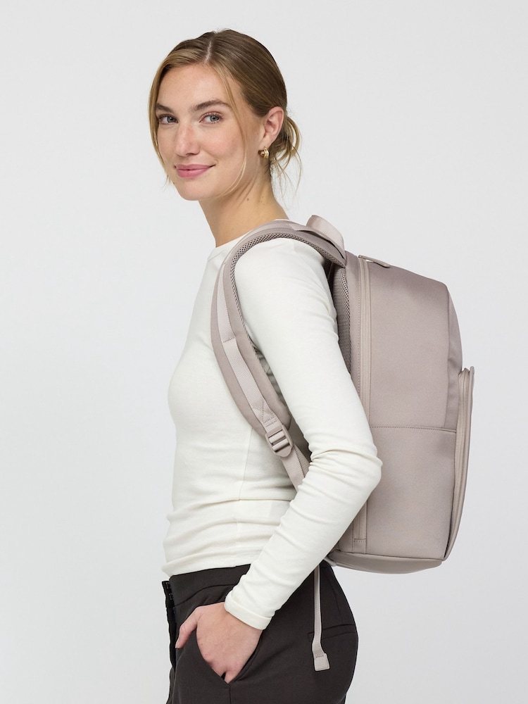 Aalborg Backpack - Image 2 of 8 Aalborg Backpack - Image 2 of 8