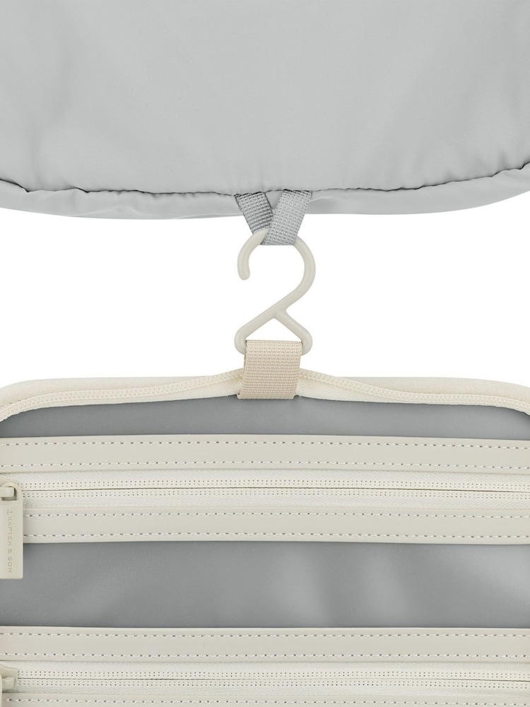 Kapten and Son White Bali Wash Bag - Image 6 of 6 Kapten and Son White Bali Wash Bag - Image 6 of 6