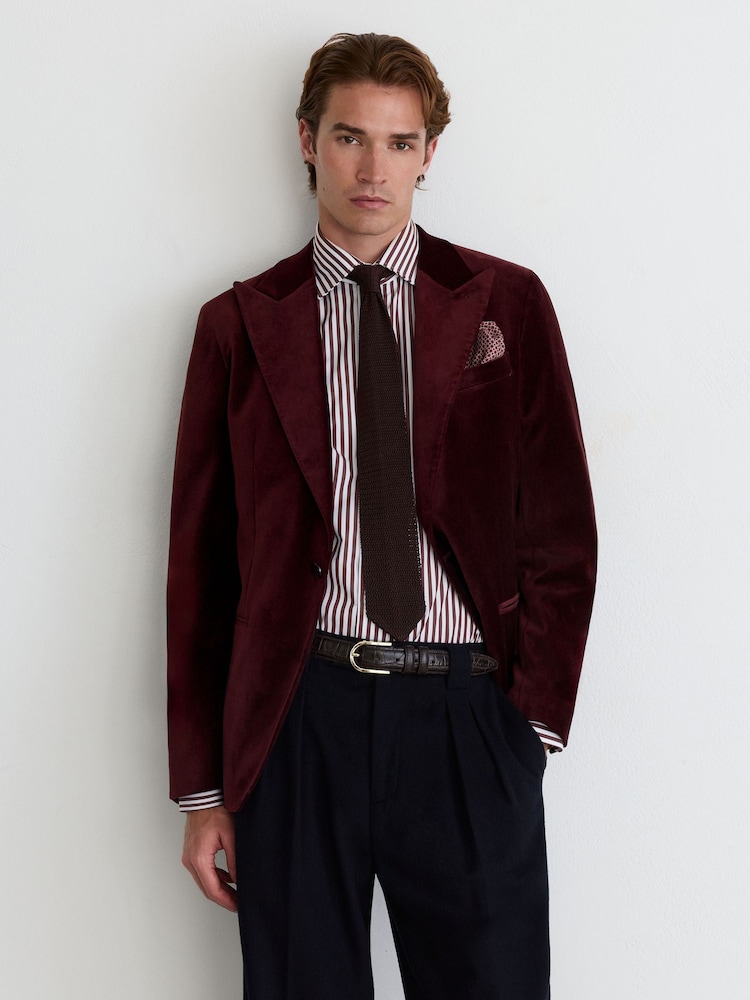 Reiss Bordeaux Apsara Tailored Fit Velvet Single-Breasted Blazer - Image 1 of 9 Reiss Bordeaux Apsara Tailored Fit Velvet Single-Breasted Blazer - Image 1 of 9