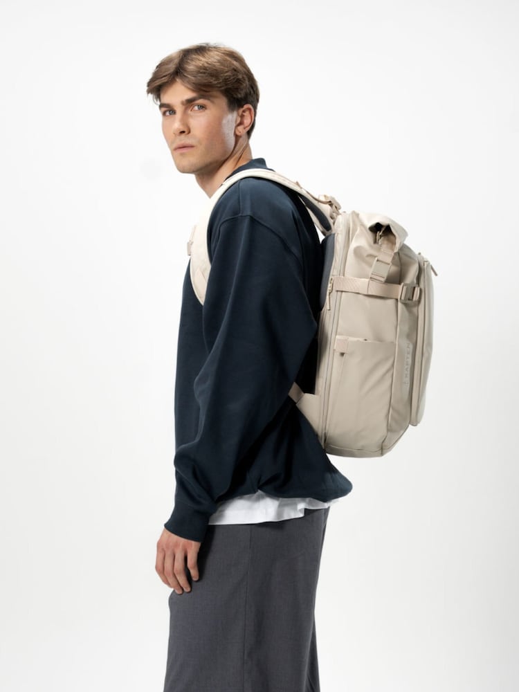Kapten and Son White Lisbon Pro Backpack - Image 2 of 8 Kapten and Son White Lisbon Pro Backpack - Image 2 of 8