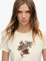 Rice White - Camiseta pequeña entallada con tatuajes y diamantes de imitación de 100% algodón de Superdry - Imagen 3 de 5