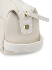 Kapten and Son Windsor Wash Bag - Image 5 of 6