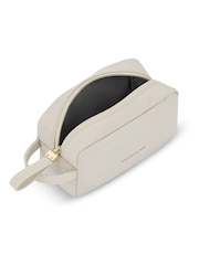 Kapten and Son White Trosa Wash Bag - Image 2 of 3