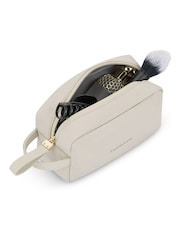 Kapten and Son White Trosa Wash Bag - Image 3 of 3
