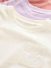 Bež/roza/vijolična - 3 Pack Crochet Pocket T-Shirts (3-16yrs) - Slika 3 iz 3