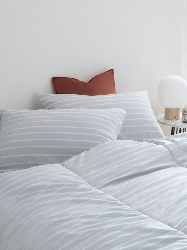 10.5 Tog Coverless Duvet & Pillowcase Set - Image 2 of 4