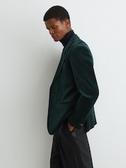 Reiss Green Apsara Tailored Fit Velvet Single-Breasted Blazer - Image 4 of 10