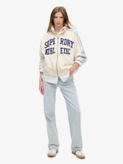 Tórtola crema - Chaqueta deportiva holgada de algodón 100 % con detalles de Superdry - Imagen 2 de 5