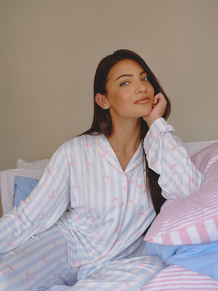 Loungeable Stripe Bow Super Soft Long Sleeve Button Through Pyjamas Set - 6的图像1｝
