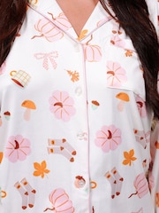 Loungeable Autumn Pumpkin Super Soft Long Sleeve Button Through Pyjamas Set - 5的图像4｝