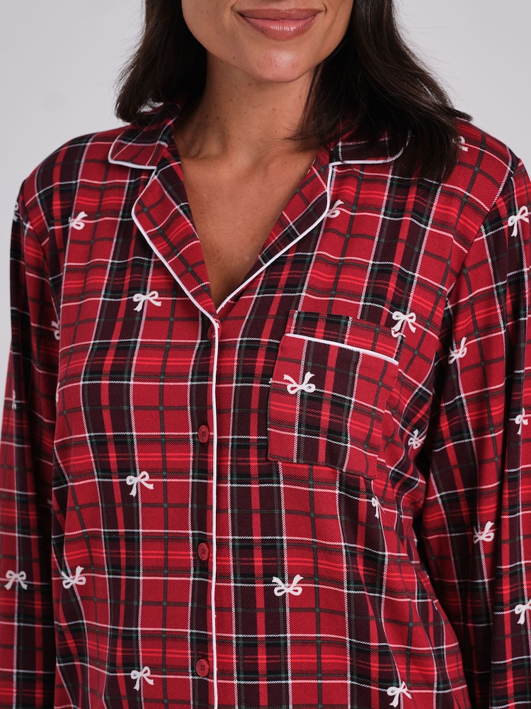 Loungeable Christmas Tartan Super Soft Long Sleeve Button Through Pyjamas Set - Image 5 de 5 Loungeable Christmas Tartan Super Soft Long Sleeve Button Through Pyjamas Set - Image 5 de 5
