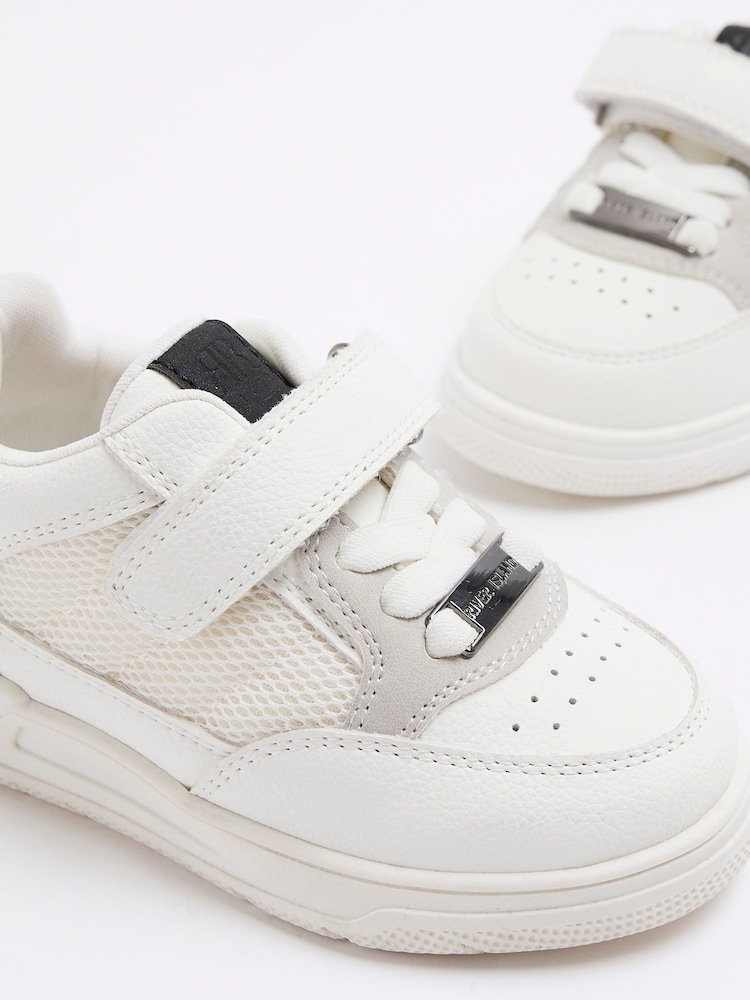 Off White - Zapatillas de deporte de malla para niño de River Island - Imagen 4 de 4