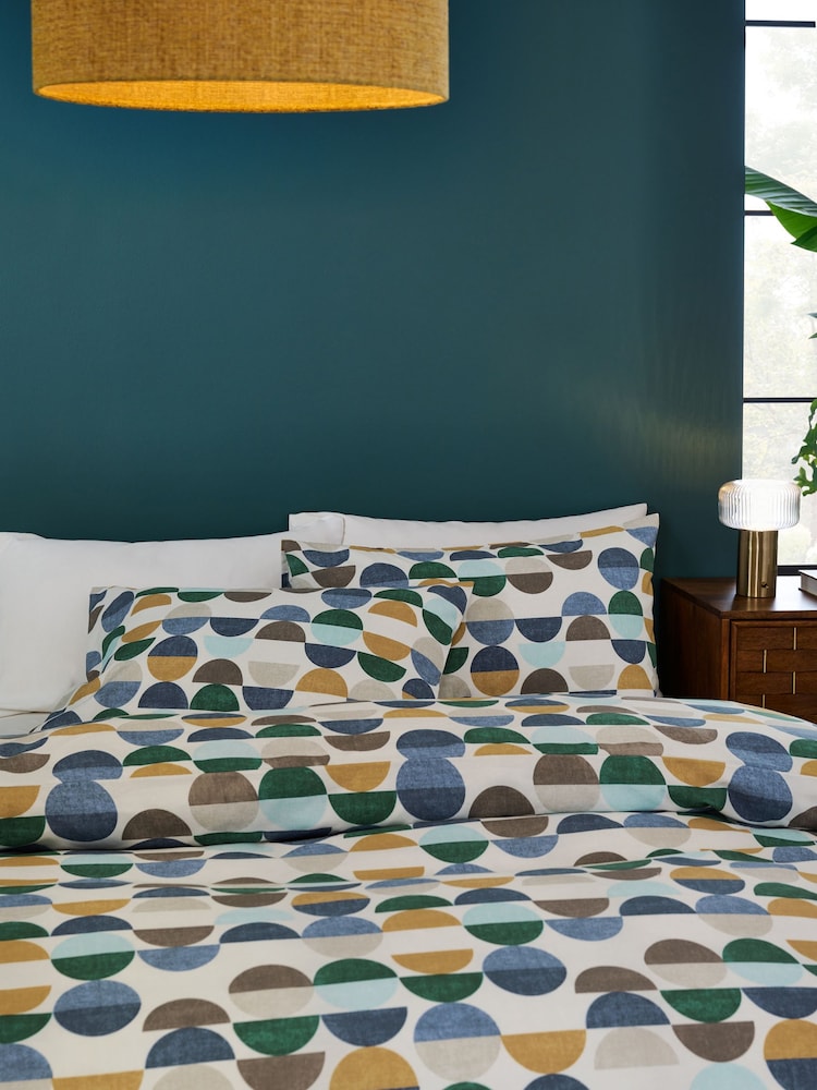 2 Pack Blue/Green Retro Circle Reversible Duvet Cover and Pillowcase Set - Image 4 of 8