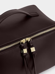 Chocolate marrom - Katie Loxton Soho Large Make Up / Wash Bag - Imagem 3 de 4
