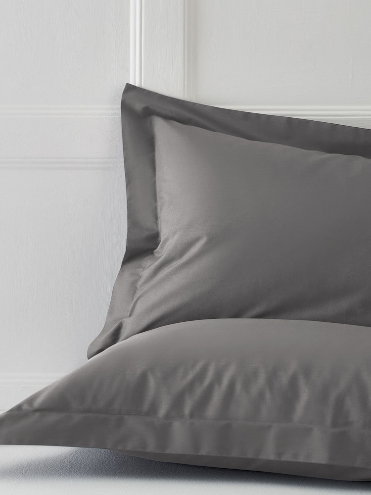 Set of 2 Cotton Rich Pillowcases - صورة 1 من 2 Set of 2 Cotton Rich Pillowcases - صورة 1 من 2