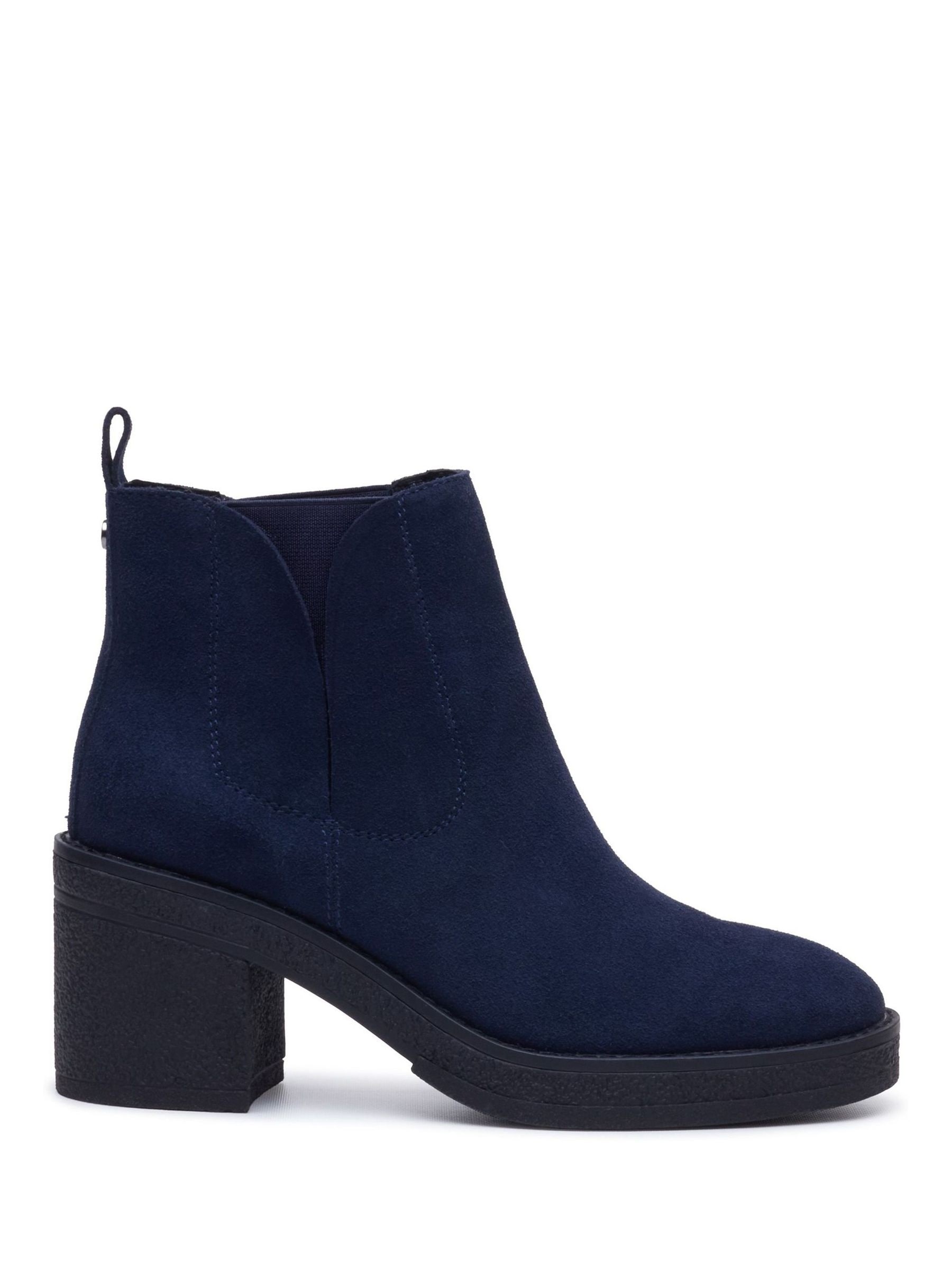 Hush Puppies Women's Felicia Chelsea Boot in Navy | Size: 4 - Image 3