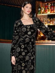 Yumi Black Cosmic Foil Print Midi Dress - Image 3 of 5