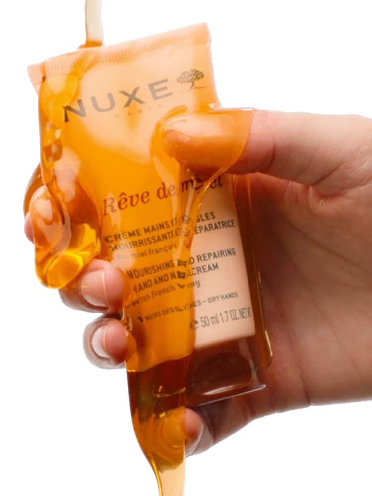 Nuxe Rêve de Miel® Lipstick 4g and Hand Cream 30ml Duo Kit - Image 7 of 7 Nuxe Rêve de Miel® Lipstick 4g and Hand Cream 30ml Duo Kit - Image 7 of 7