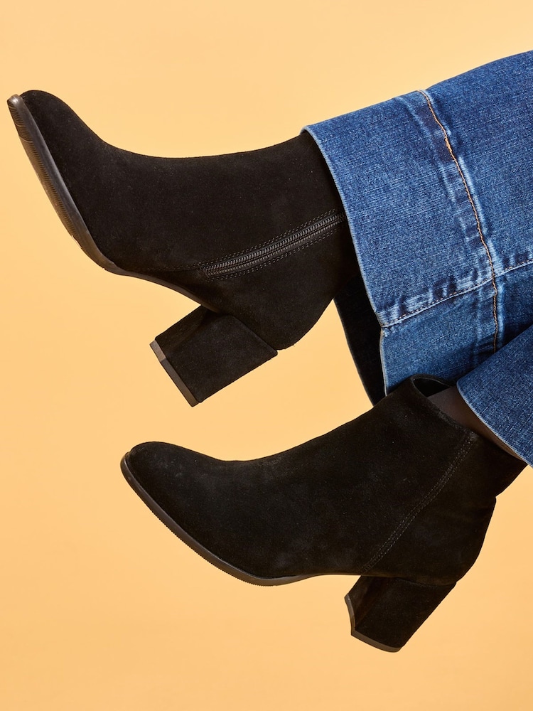 Hush Puppies Black Claridy Suede Boots - Image 2 of 7