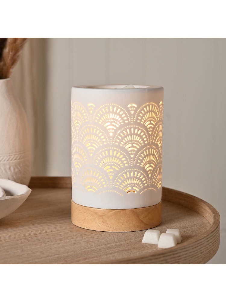 Widdop White Lace Aroma Lamp - Image 6 of 6 Widdop White Lace Aroma Lamp - Image 6 of 6