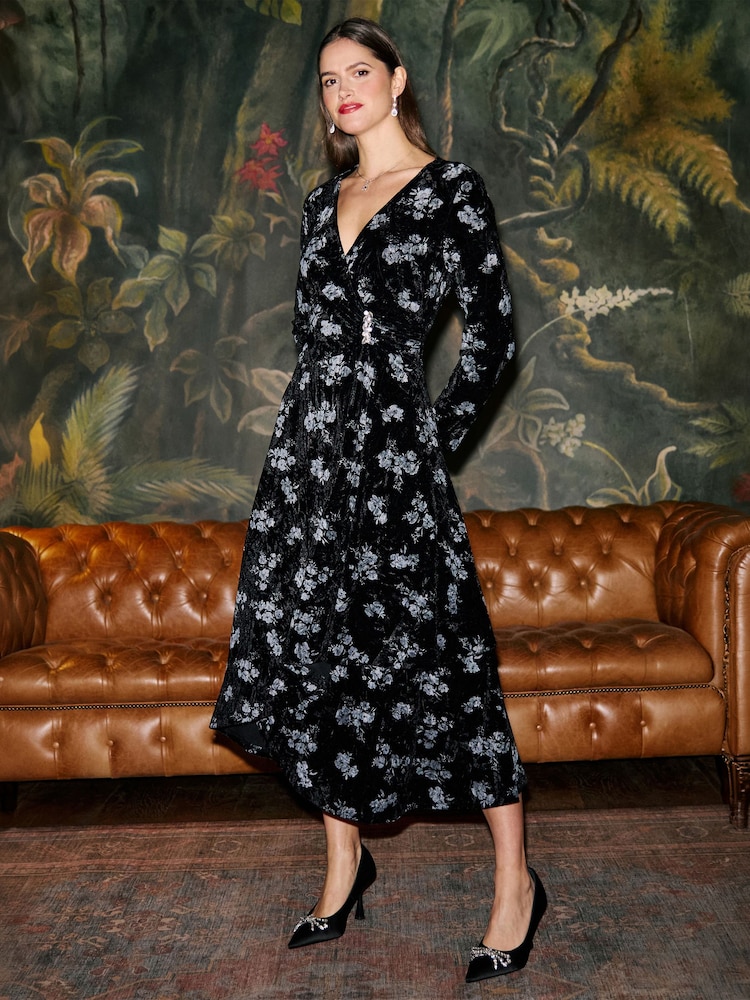 Yumi Floral Velvet Midi Wrap Dress - Εικόνα 1 από 5