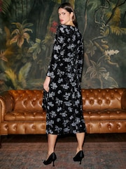Yumi Floral Velvet Midi Wrap Dress - Εικόνα 2 από 5