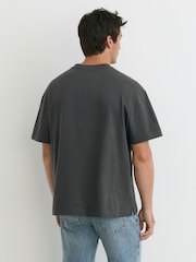 Reiss Washed Black Malibu Cotton V-Neck Relaxed-Fit T-Shirt - Image 5 of 6